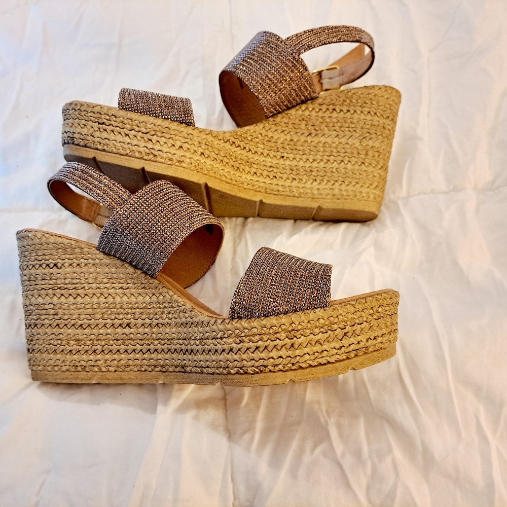 Seychelles Downtime Bronze Metallic Wedges - Picture 6 of 9